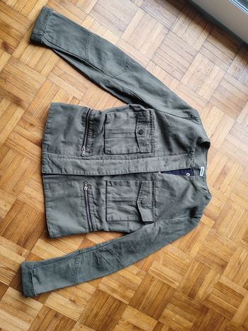 Jolie veste en jean kaki Pimkie 36
