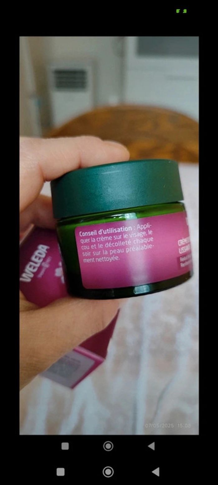 Weleda Crème de nuit lissante Rose musquée & Thé blanc 40ml
Neuf emballé scellé - photo numéro 6
