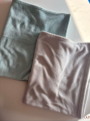 Lot de 2 couvertures plaid polaire bébé
