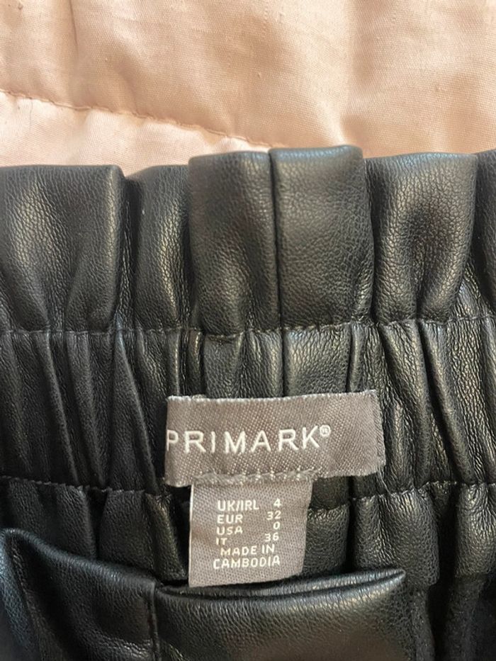 short en cuir - photo numéro 3