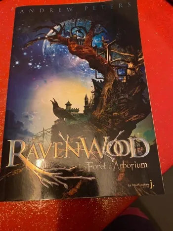 Ravenwood: la forêt d'Arborium tome 1