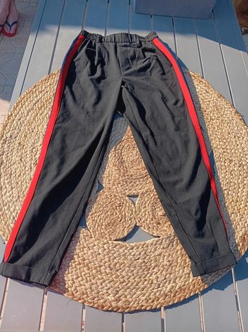 pantalon taille M bershka