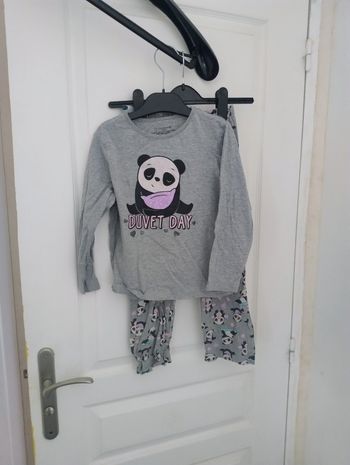 Ensemble pyjamas 5/6ans