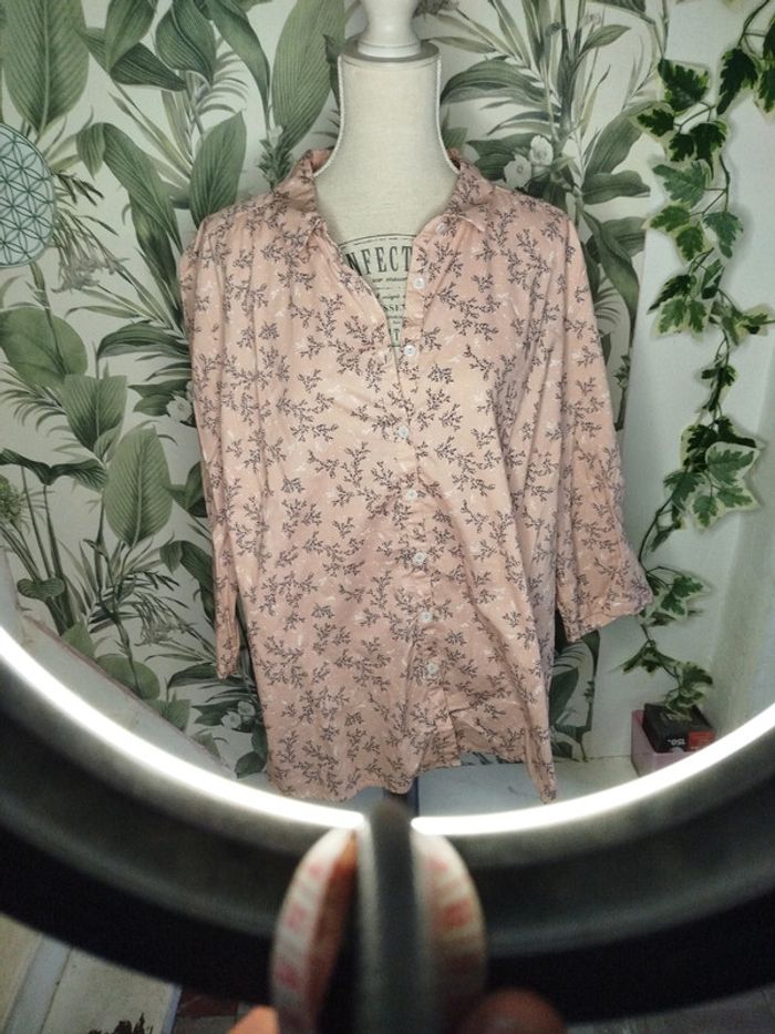 Chemise Damart taille 53