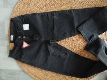 Jean skinny noir,kiabi, neuf avec étiquettes, taille 36