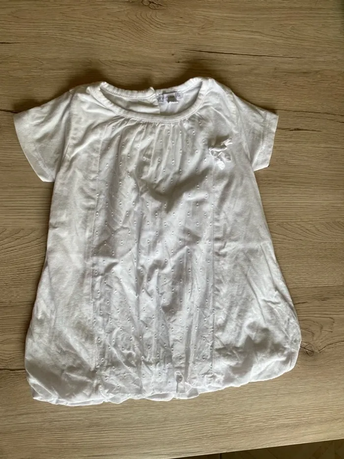 Robe d’été blanche manche courtes