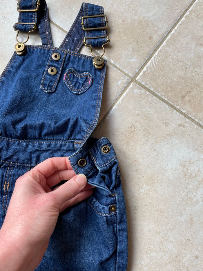 Salopette short en jean - photo numéro 4