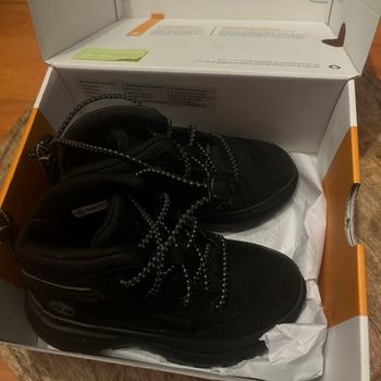 Bottines Timberland taille 25