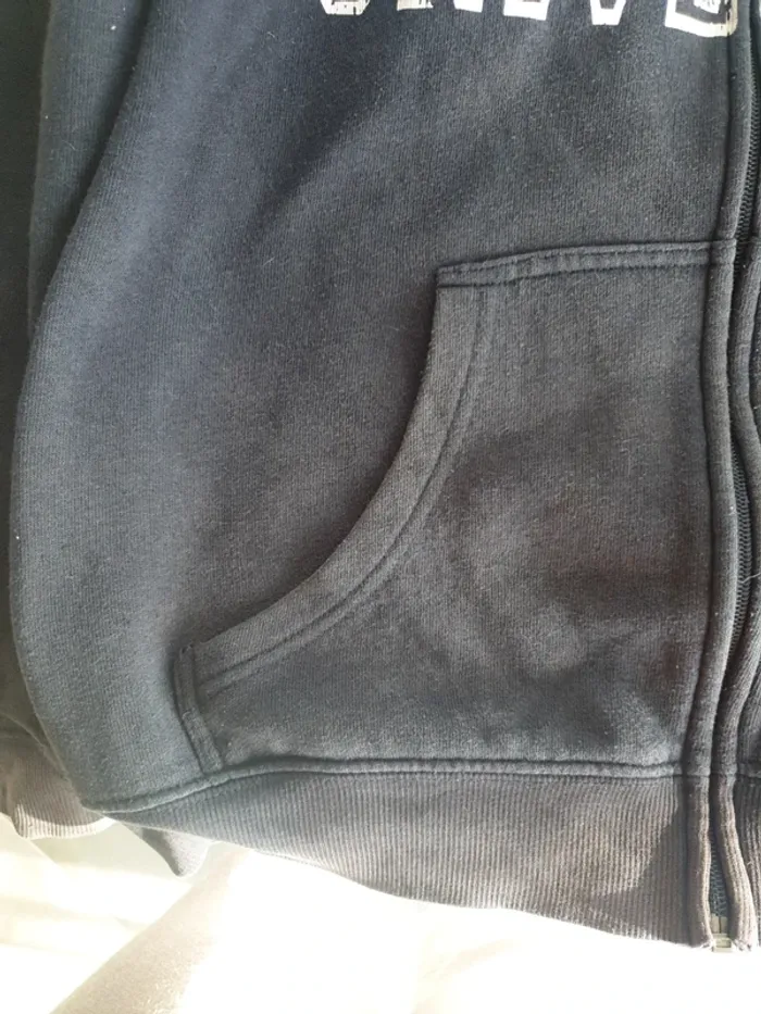 Veste zippée avec capuche - photo numéro 3