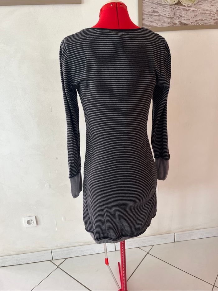 Robes - photo numéro 2