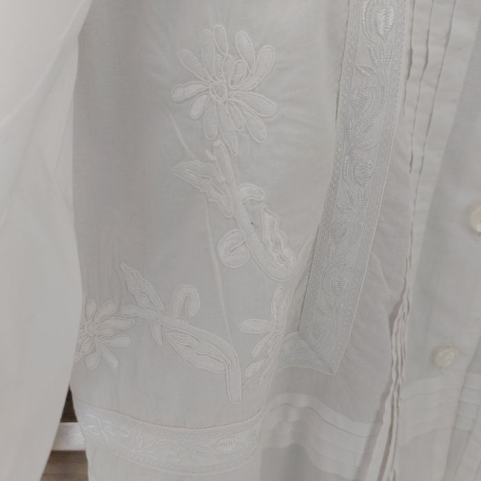 Elégant Chemisier blanc brodé - photo numéro 2