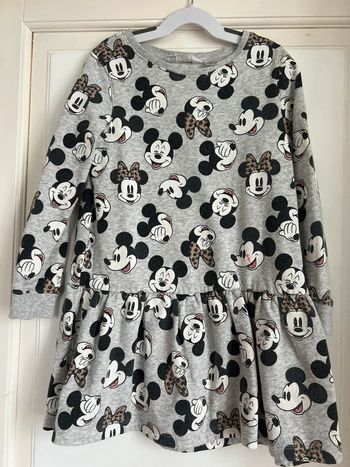 Robe H&M taille 6-8 ans tête de Mickey léopard