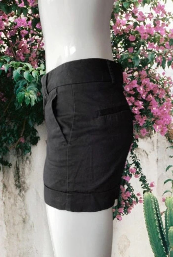 Short femme 36 Leava - photo numéro 3
