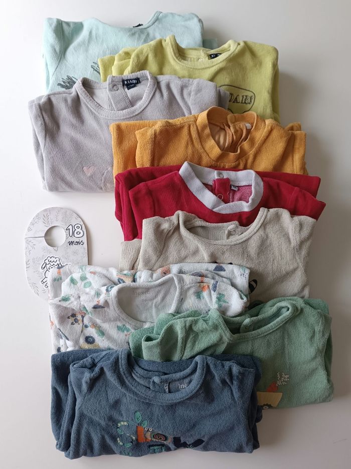 9 pyjamas 18 mois