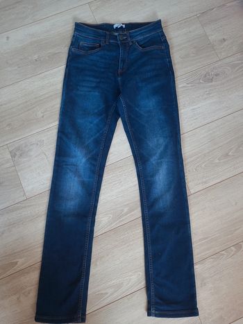 Jean garçon 👦  taille 34 LH
