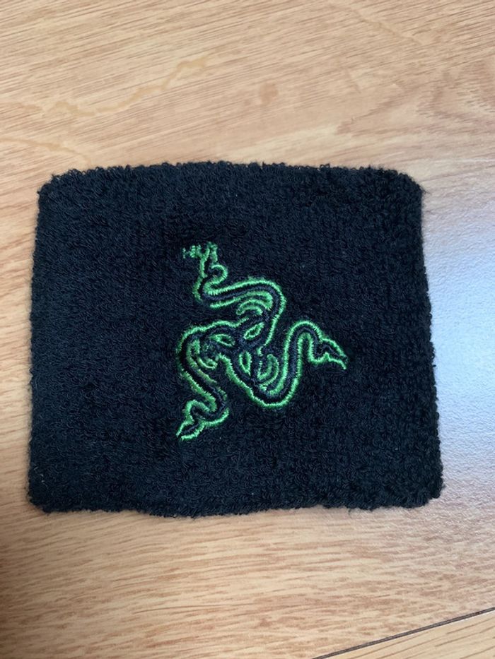 Bracelet éponge Razer