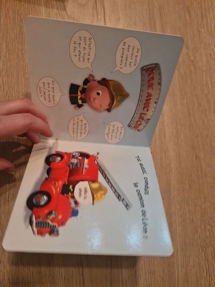 Livre P'tit Garçon Le Camion de Léon - photo numéro 8