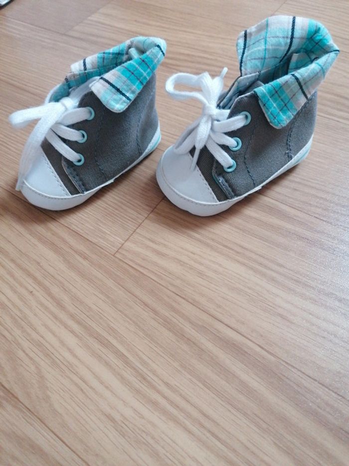 Chaussures bébé - photo numéro 2