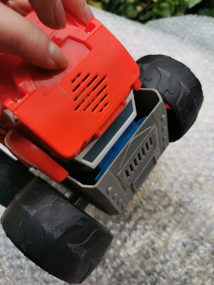 Voiture rouge Blaze and the Monster HS - photo numéro 2