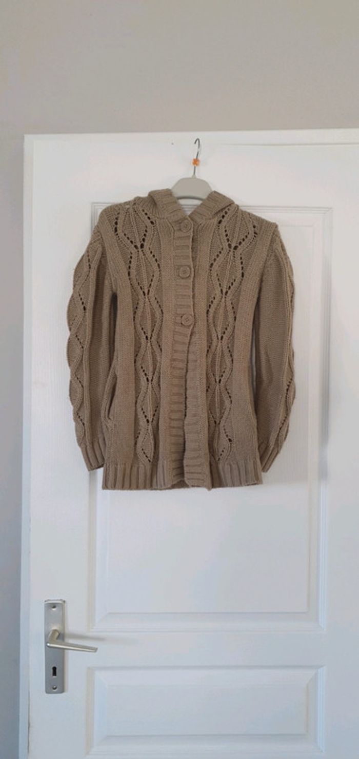 Gilet fille à capuche 8 ans CHLA