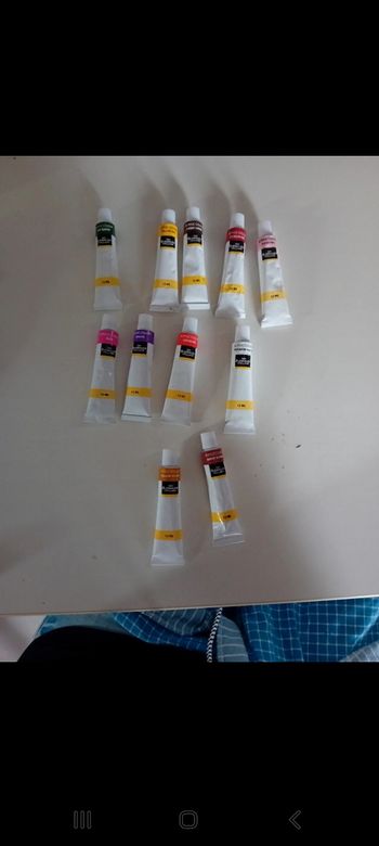 Lot peinture acrylique neuf