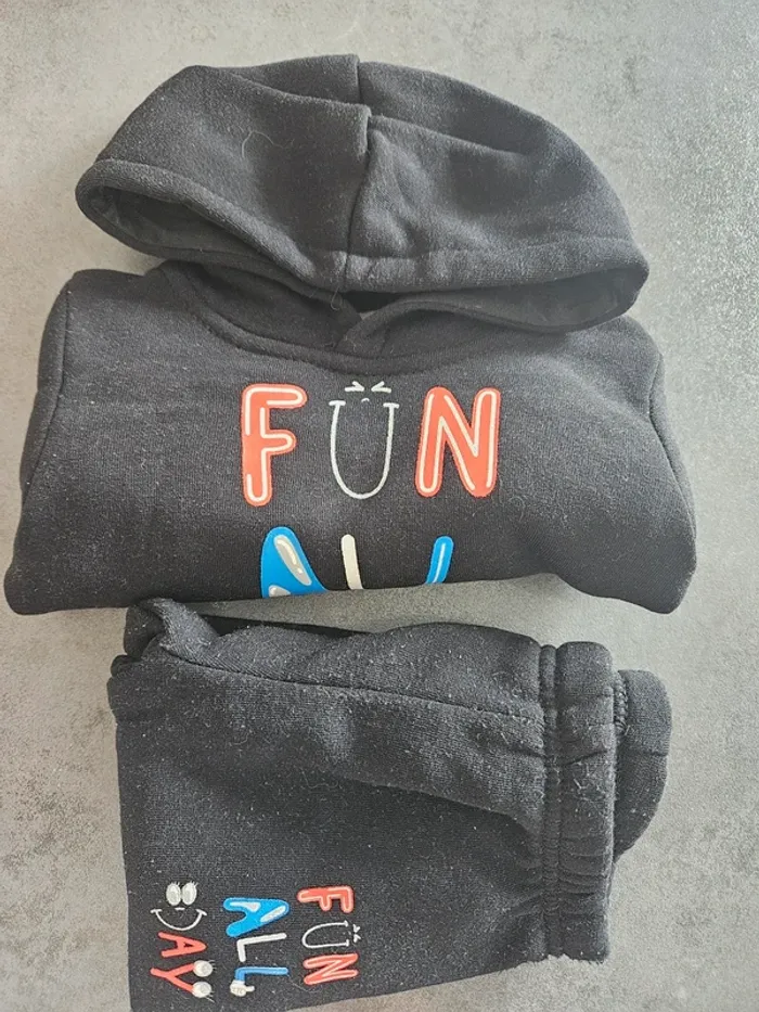 LOT DE 59 VETEMENTS BEBE GARCON 6 MOIS - photo numéro 8