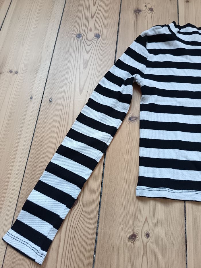 Haut rayé noir et blanc manches longues - photo numéro 3