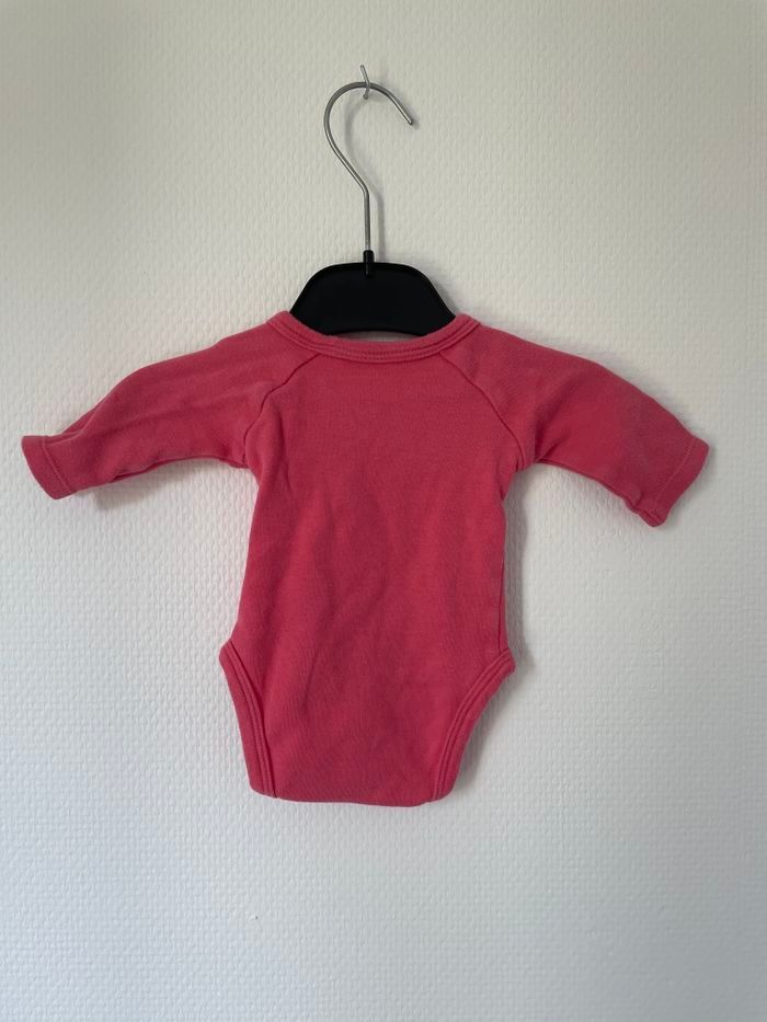 Body 1 mois - photo numéro 2