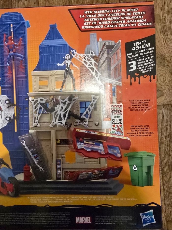 🕷️ Marvel Hasbro Spider-Man Venom Versus
Coffret La Ville des Lanceurs de Toiles - photo numéro 4