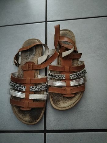 Sandales