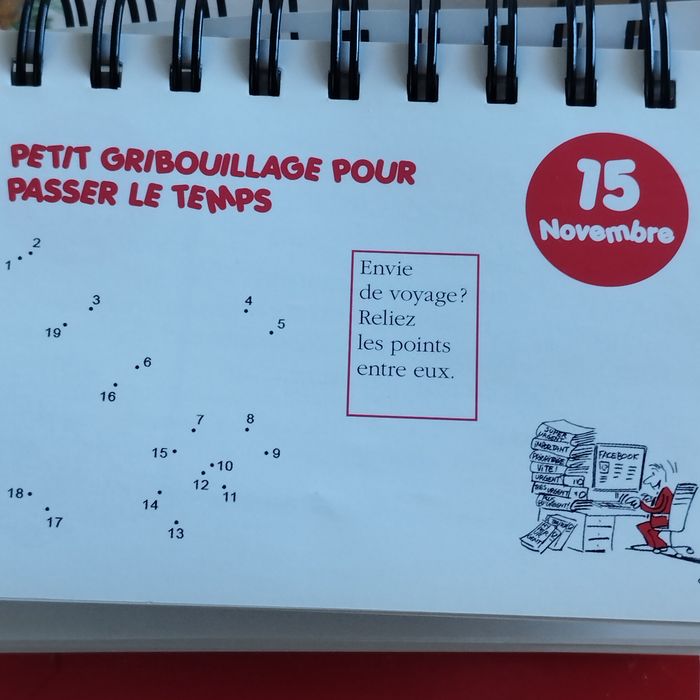 Calendrier à poser 365 astuces pour glander au boulot - photo numéro 6
