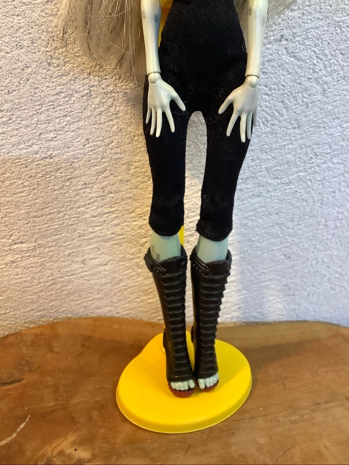 Poupee Monster high mattel frankie stein - photo numéro 2