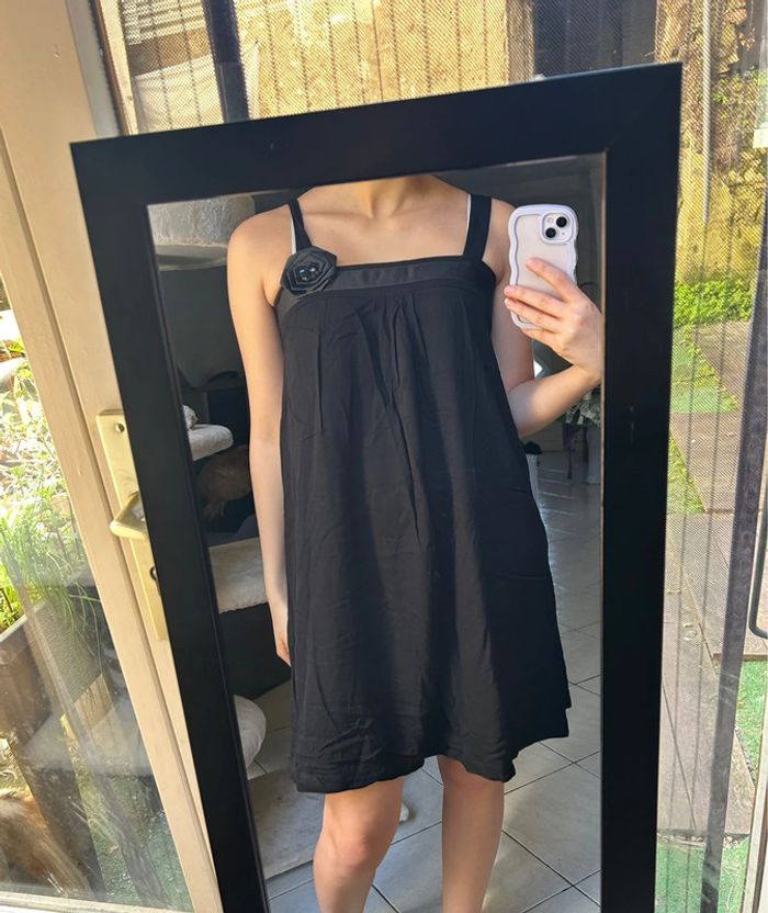 Robe noir - photo numéro 2