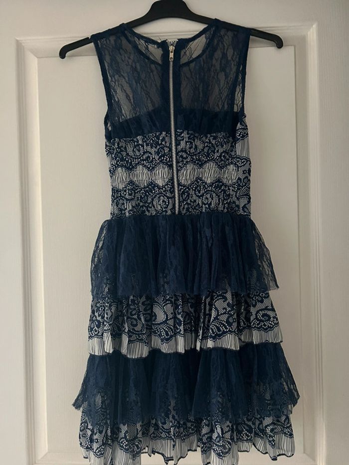 Robe avec volants - photo numéro 2