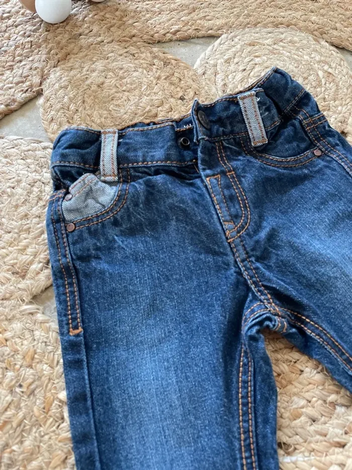 Pantalon 6 mois - photo numéro 2