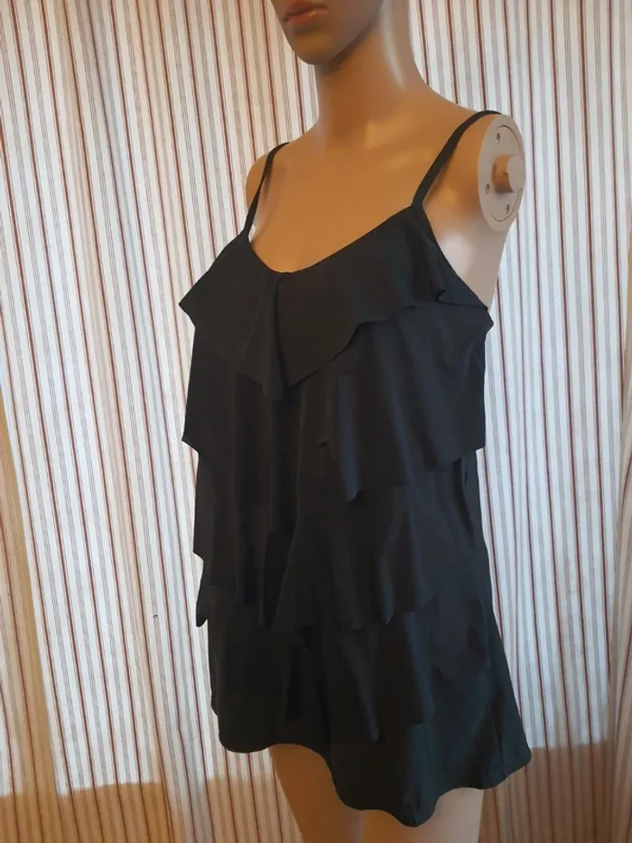 Maillot de bain/jupe fr/be38 noir
BPC selection - photo numéro 7