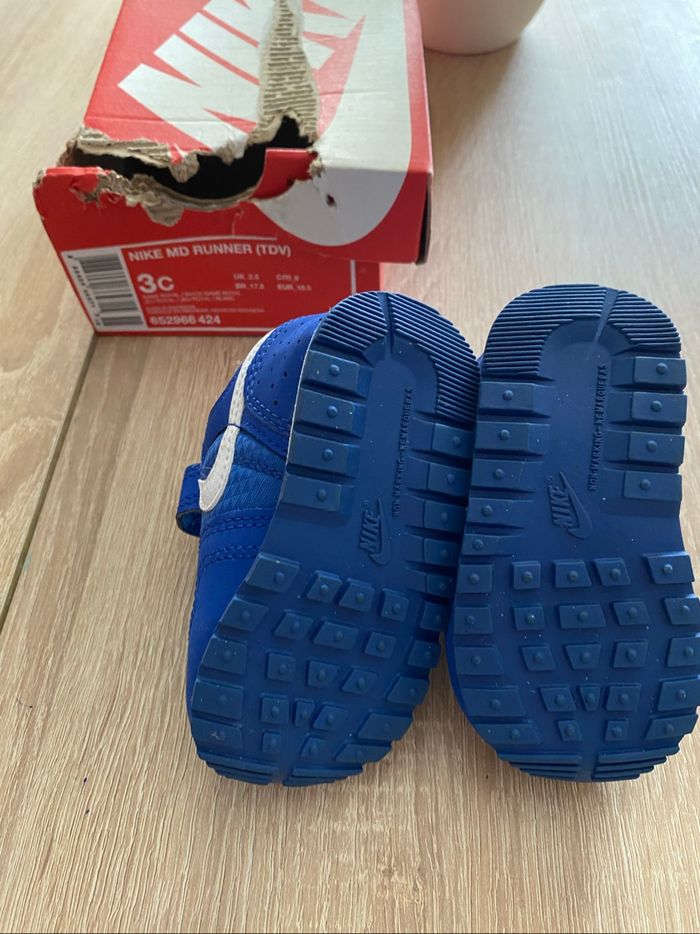 Basket bleu nike - photo numéro 2