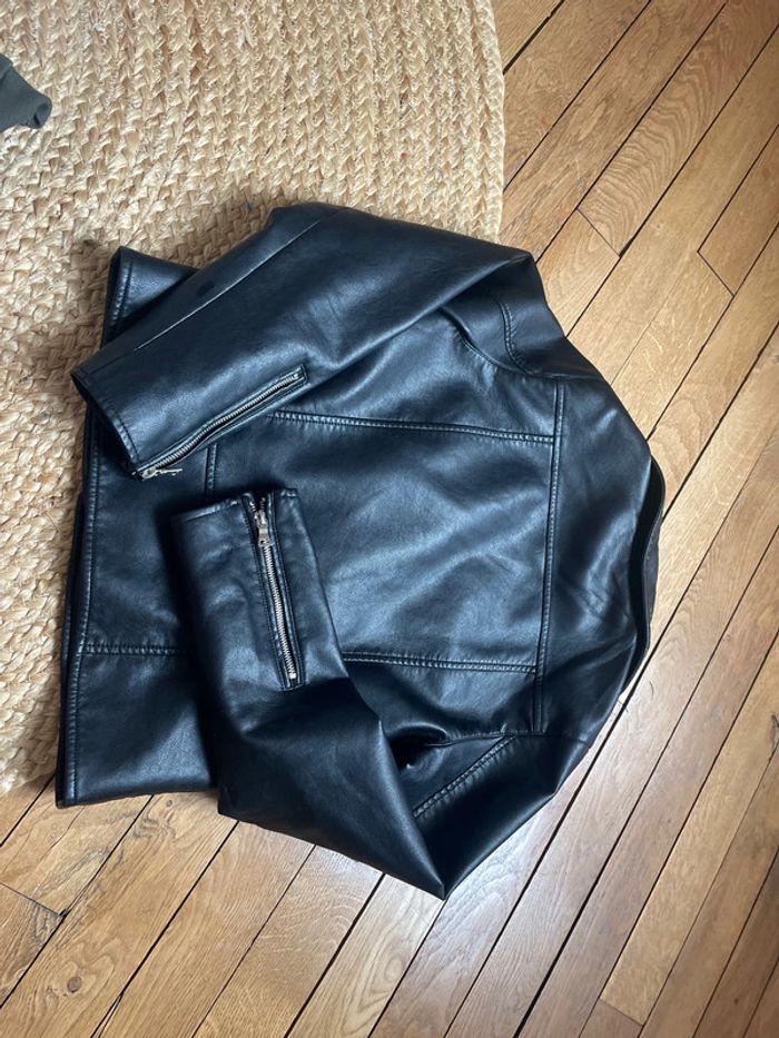 Perfecto, veste en cuir - photo numéro 6
