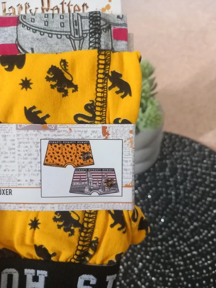 Lot 2 boxers Harry Potter Hogwarts – 10/12 ans – Neuf - photo numéro 2
