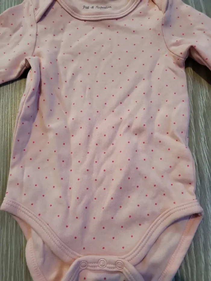 Lot 2 body 9 mois - photo numéro 8