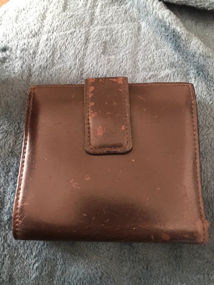Porte feuille marron  homme marque longchamp très bon état. - photo numéro 3