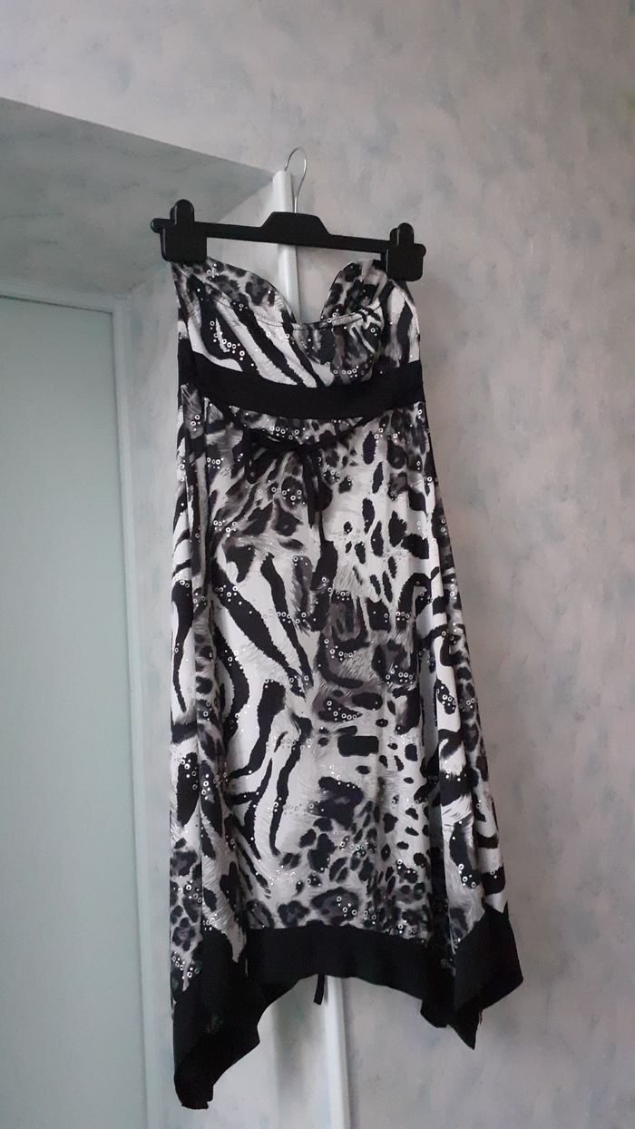 Robe bustier taille 36-38 - photo numéro 3