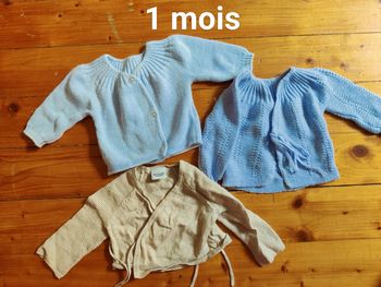 3 gilets  1m mixte