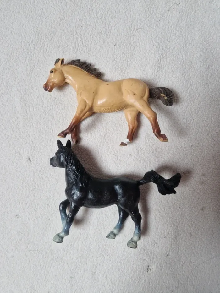 Lot de 2 figurines cheval - photo numéro 2
