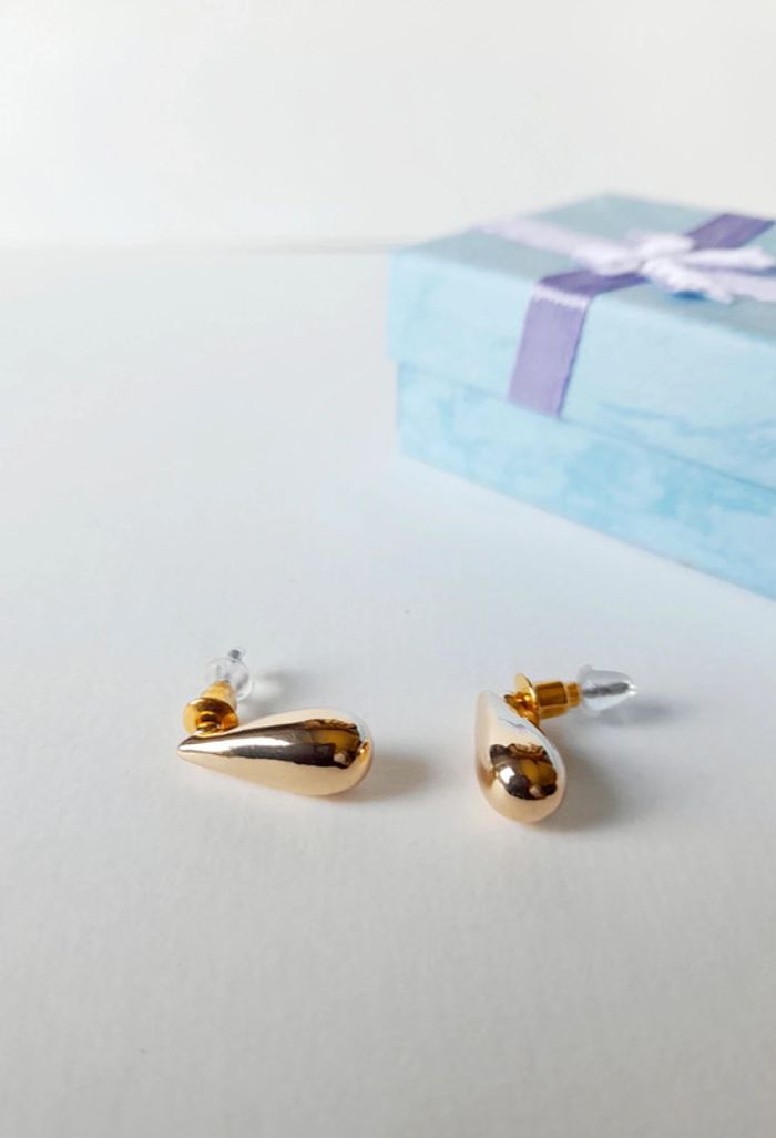 Boucles d oreilles goutte d eau K18 - photo numéro 2