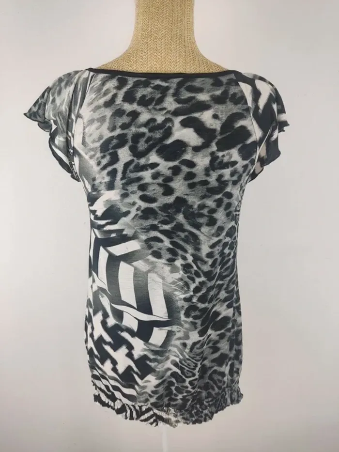 Blouse manches courtes motif léopard noir gris blanc taille 40 Patrice Breal - photo numéro 2