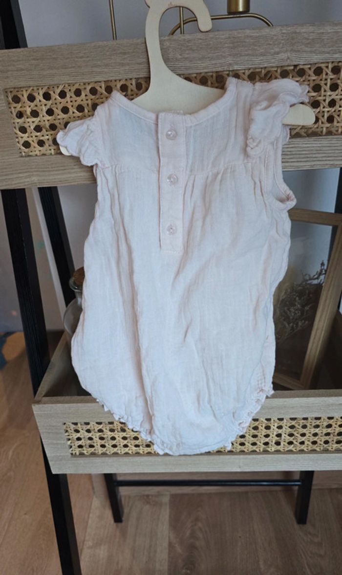 Barboteuse rose Kiabi - photo numéro 4