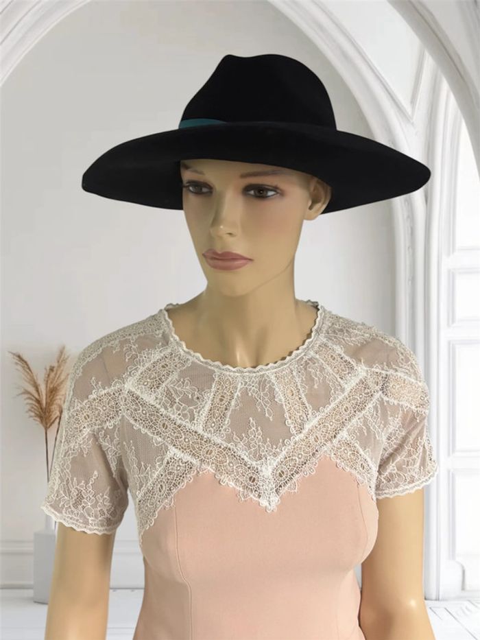 Chapeaux Gucci femme noir et turquoise taille s - photo numéro 4