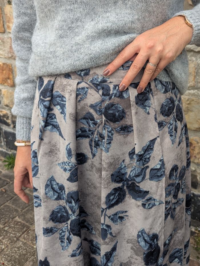 Jupe longue Mulhouse gris/beige
Taille S/M - photo numéro 3