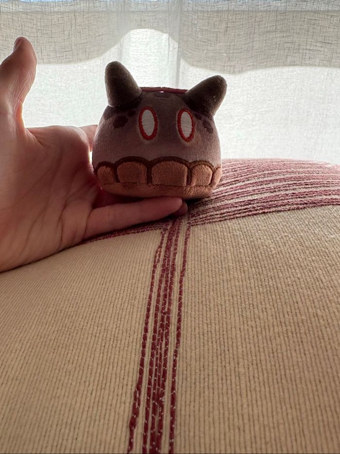 Blob Genshin  squishy - photo numéro 3